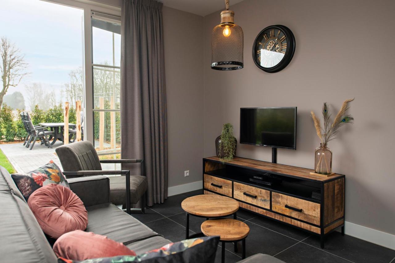 'T Sfeeruus Villa Serooskerke  Luaran gambar